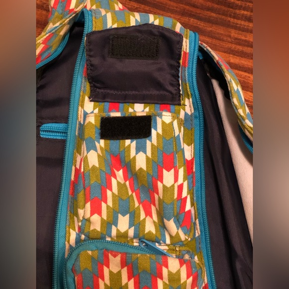 KAVU Rope Sling Bag (Garden Tile) - Picture 7 of 11